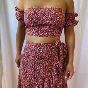Red Off the Shoulder Floral Skirt set (XS)